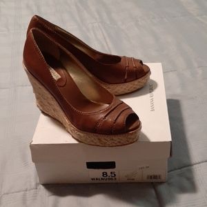 Banana Republic  "Dylan"  Espadrilles Wedge shoe